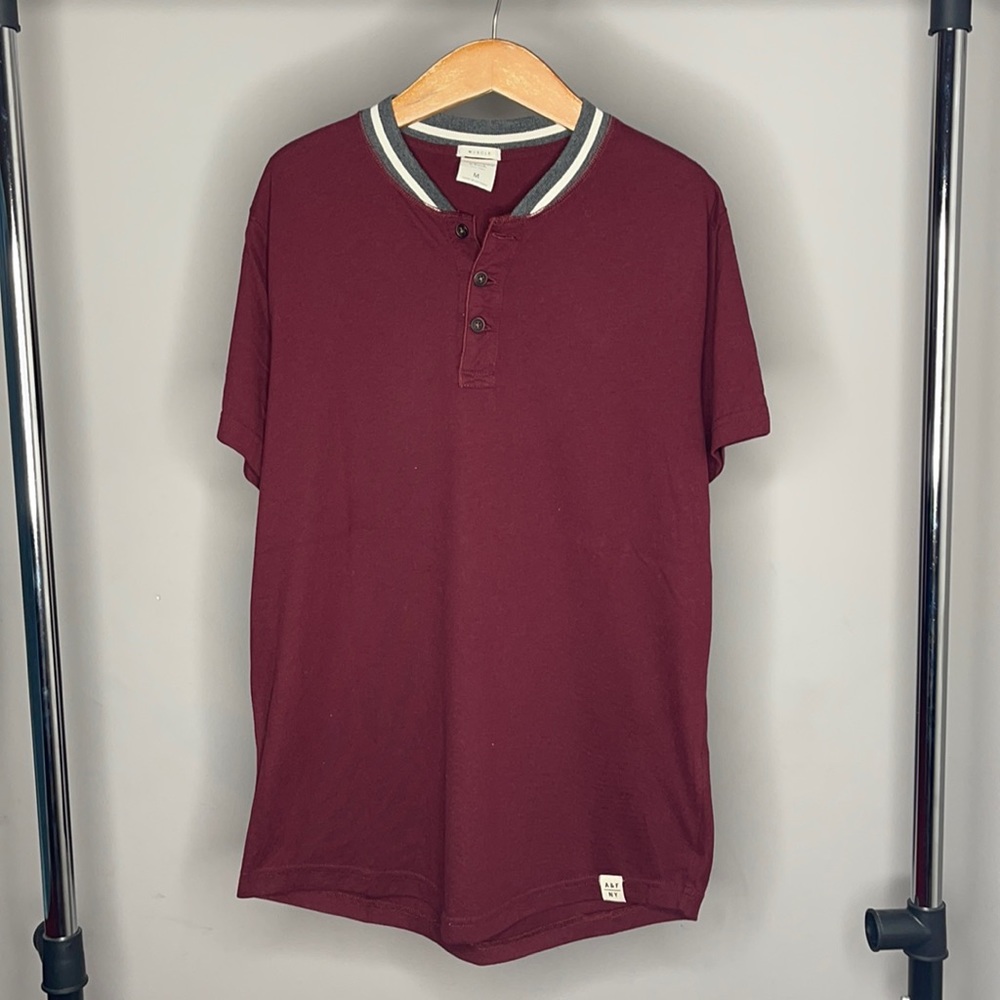 Abercrombie & Fitch Medium Burgundy Tee